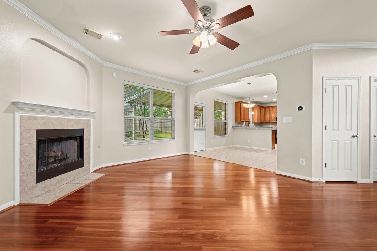 Building Photo - 5105 Hibiscus Valley Dr