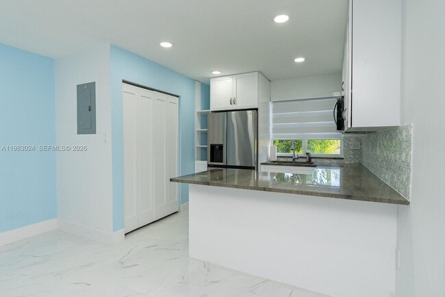 Building Photo - 13270 SW 103rd Terrace