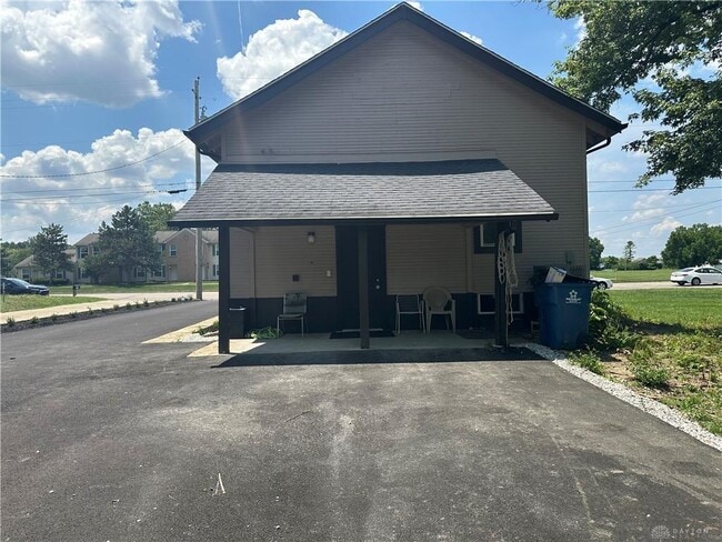 Building Photo - 2520 Harshman Rd