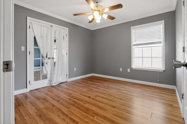Building Photo - 4799 Coronado Cir