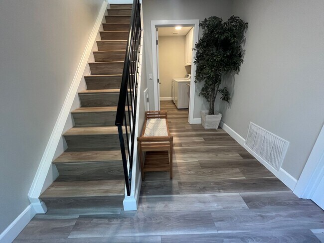 Building Photo - Remodeled, 2BD/2BA Duplex w/ Sunset Views: Fenced Yard, Garage, Steps to Beach & Downtown Encinitas