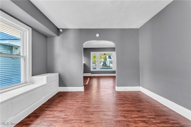 Building Photo - 414 E 147th St