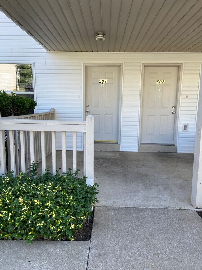Building Photo - Apartment in Branson East, Kirbyville