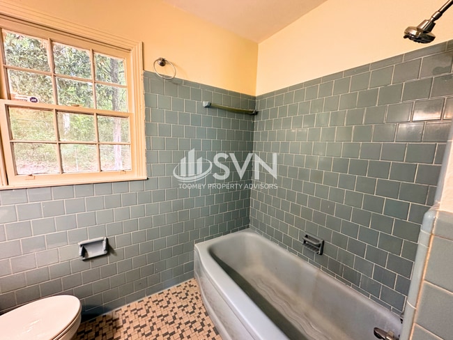 Building Photo - 5452 Ardell Dr