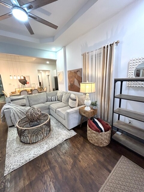 Building Photo - 851 N Grand Ave NW