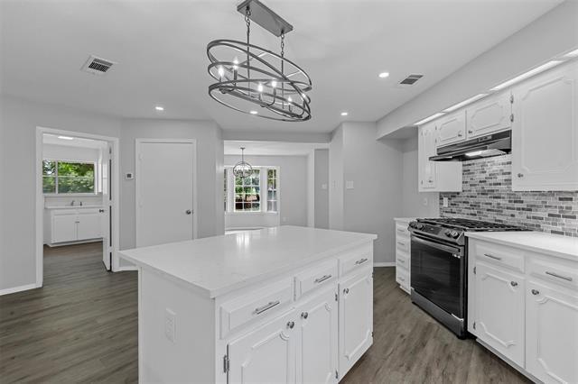 Building Photo - 5155 Briarwood Ln