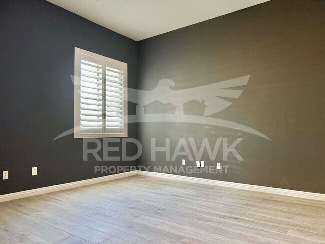 Building Photo - 863 W Bluebird Dr