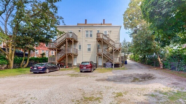 Building Photo - 119 Quincy St