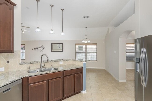 Building Photo - 7706 Quiet Trace Ln