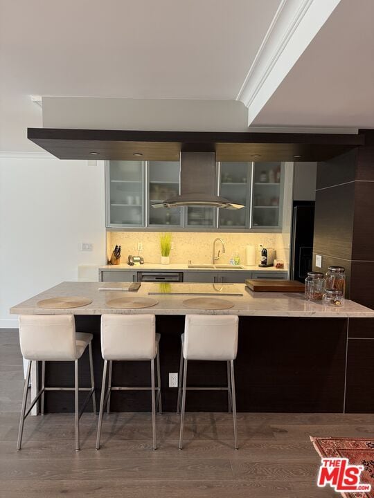 Building Photo - 865 Comstock Ave