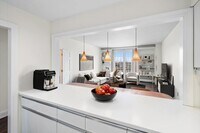 Building Photo - 100 Shearwater Ct E