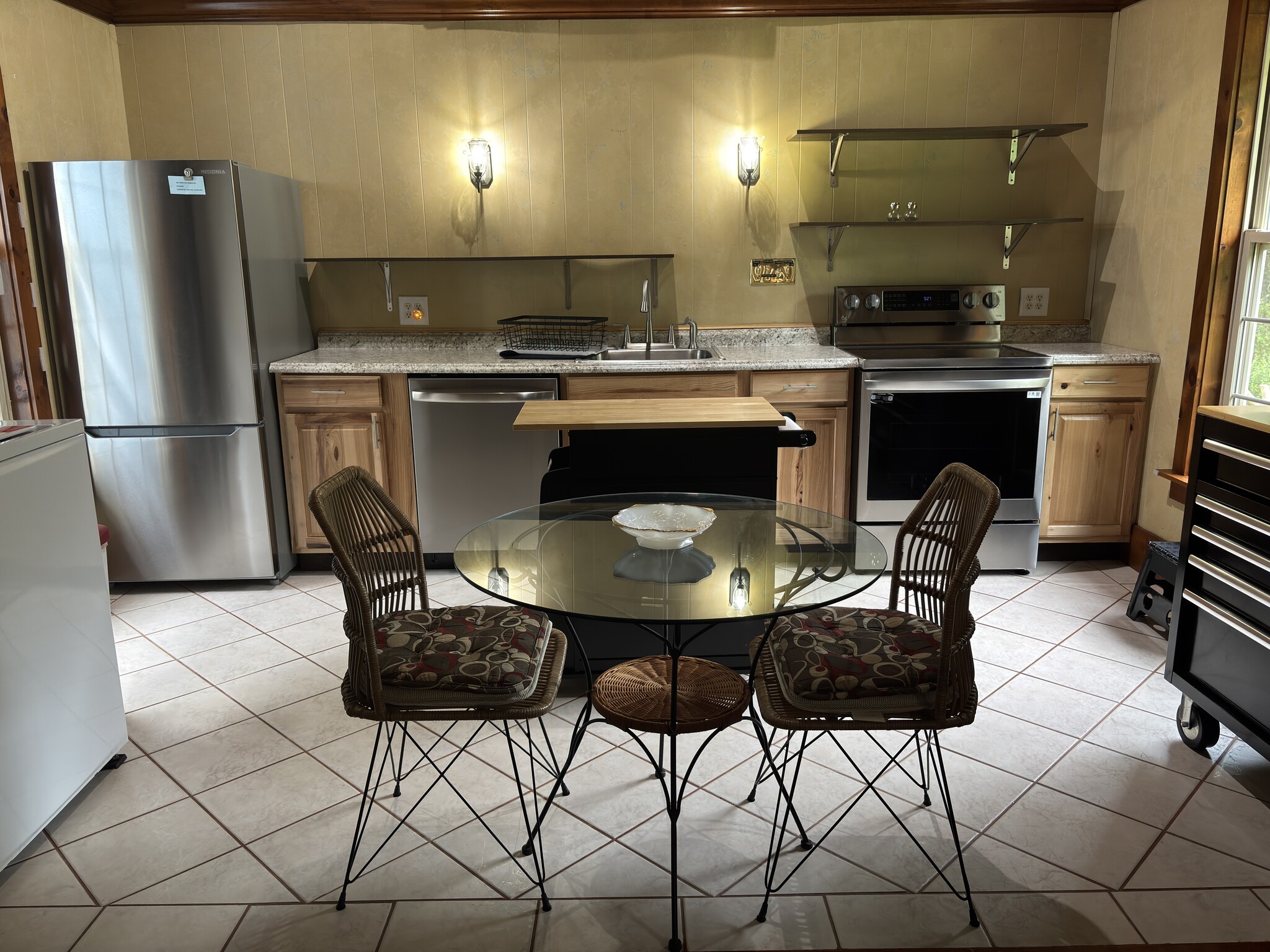 Building Photo - 826 Jones Mill Rd