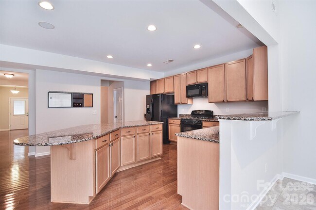 Building Photo - 5115 Chapel Chase Lane
