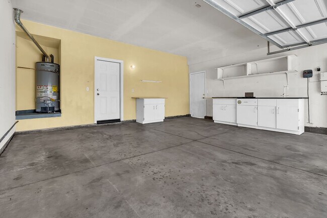 Building Photo - 26819 Rancho Serena St