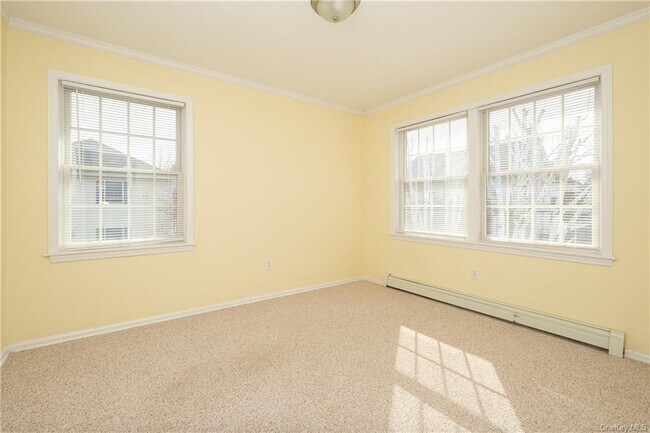 Building Photo - 20 Lefurgy Ave