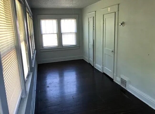 Building Photo - 4920 College Ave