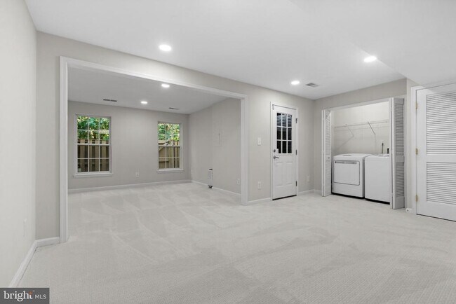 Building Photo - 13653 St Johns Wood Pl