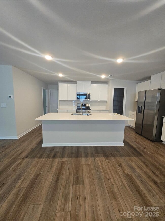 Building Photo - 13123 Hampton Bay Ln