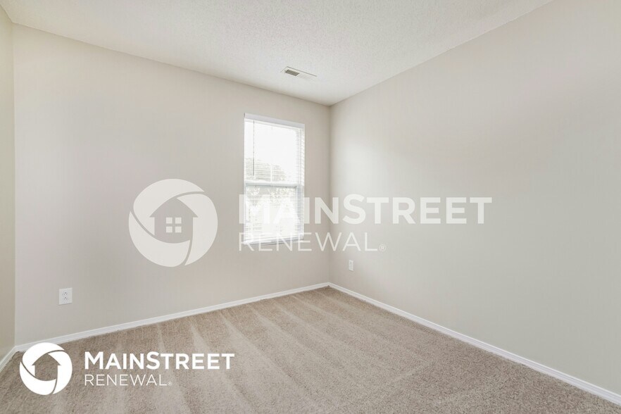 Building Photo - 3009 Van Dorn Rd