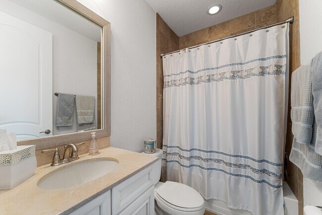 Building Photo - 5155 SW Longspur Ln