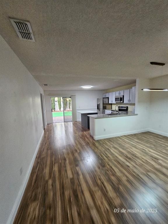 Building Photo - 1144 Epson Oaks Way