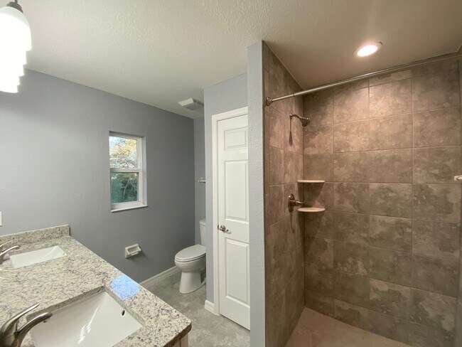 Building Photo - 2901 SW 173rd Street Rd