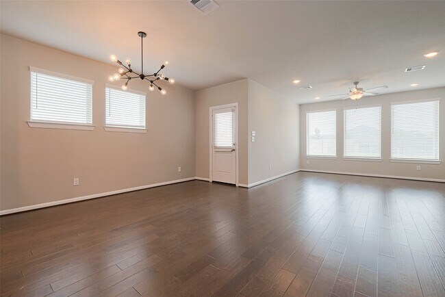 Building Photo - 29310 Sweet Orange Ct