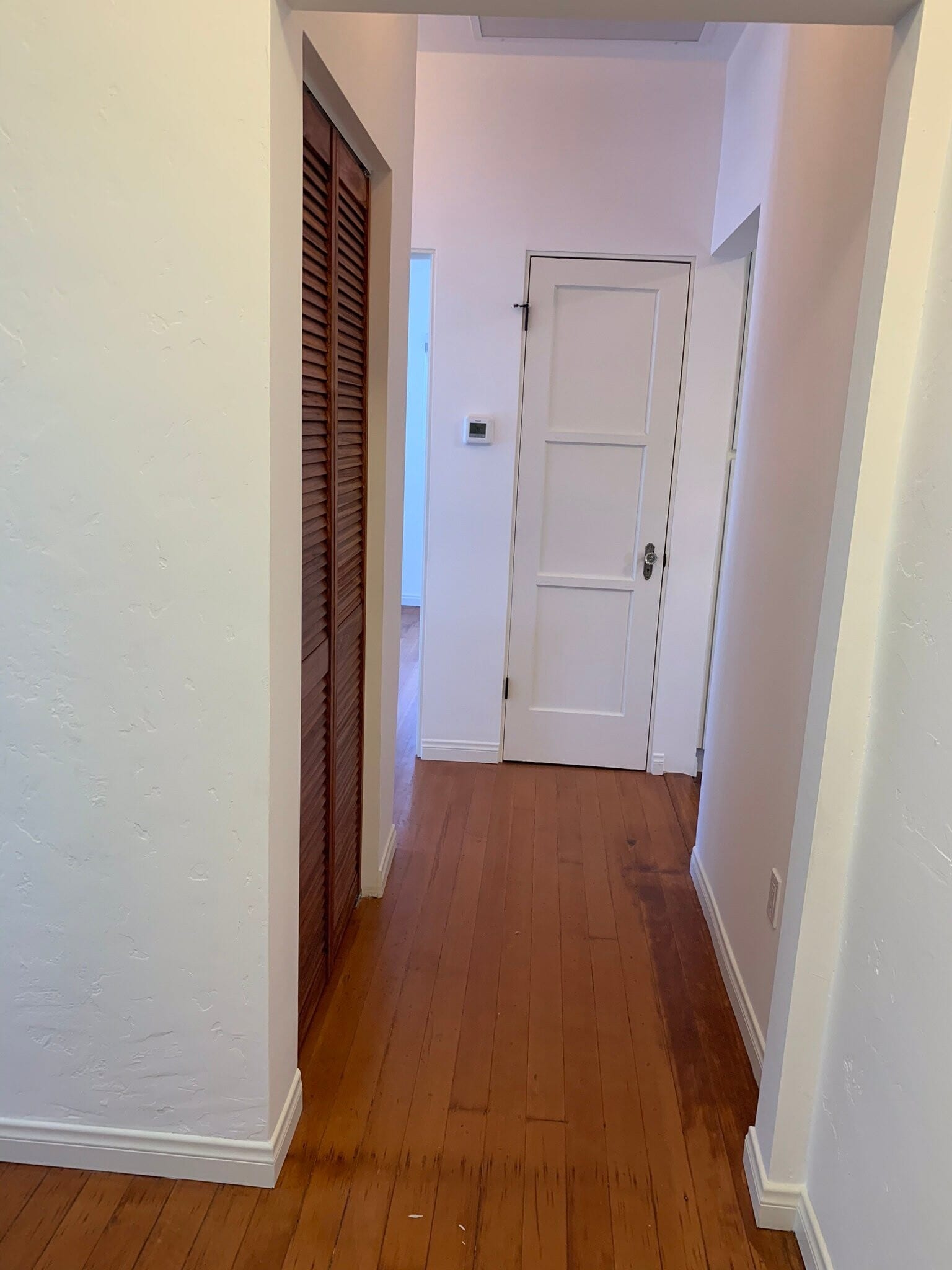 Building Photo - 5046 La Roda Ave