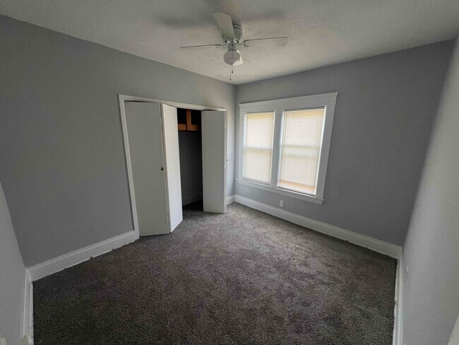 Building Photo - 12320 Saywell Ave
