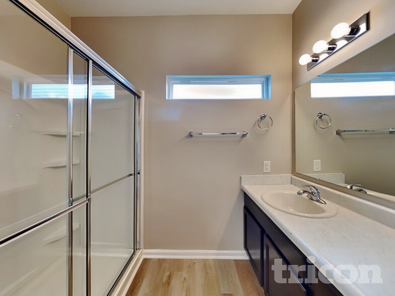 Building Photo - 1229 S Aberdeen Dr