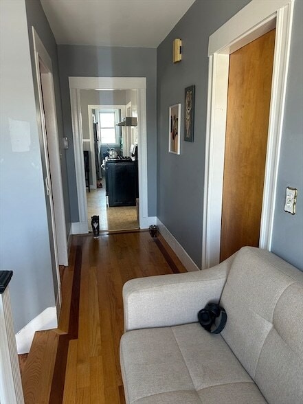 Building Photo - 91 Pomona St