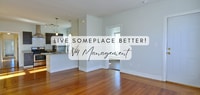 Building Photo - Great location! Updated 3 bedroom 1 Bathro...