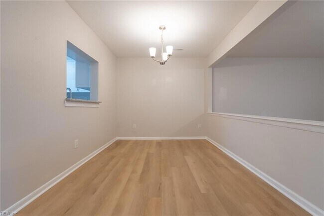 Building Photo - 1567 Sword Dancer Dr
