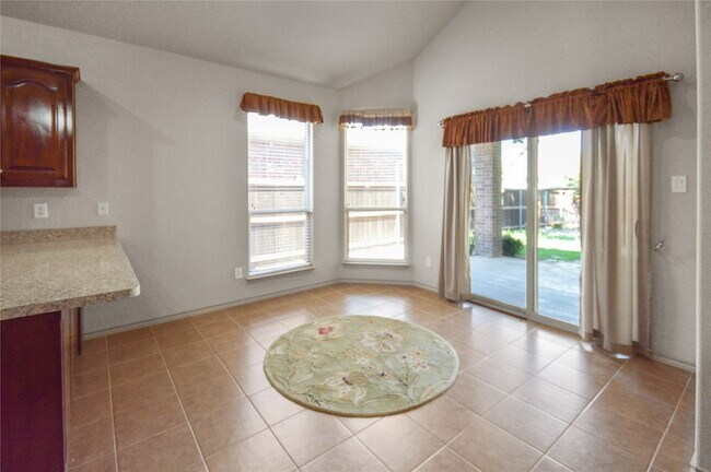 Building Photo - 3304 Stonecrop Trail