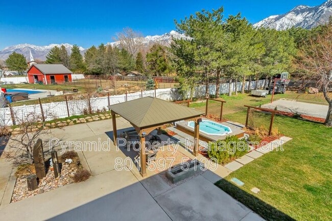 Building Photo - 10971 Cindy Cir