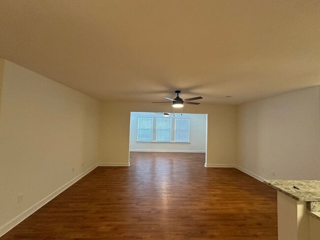 Building Photo - 4304 Lotus Ct