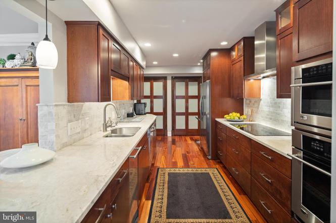 Building Photo - 70 Sutphin