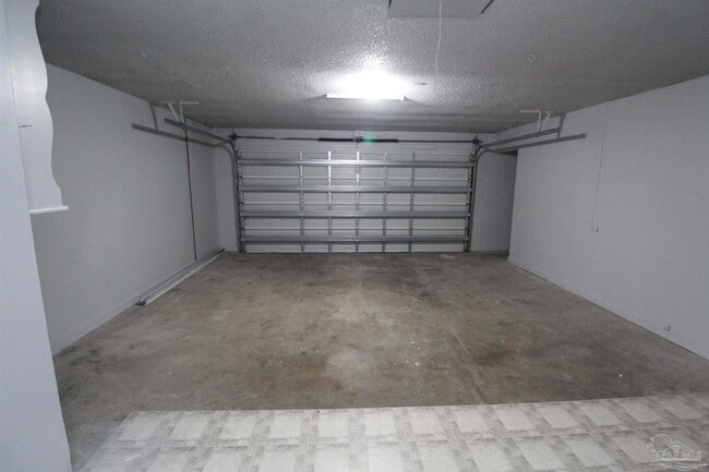 Building Photo - 7859 Bay Meadows Dr