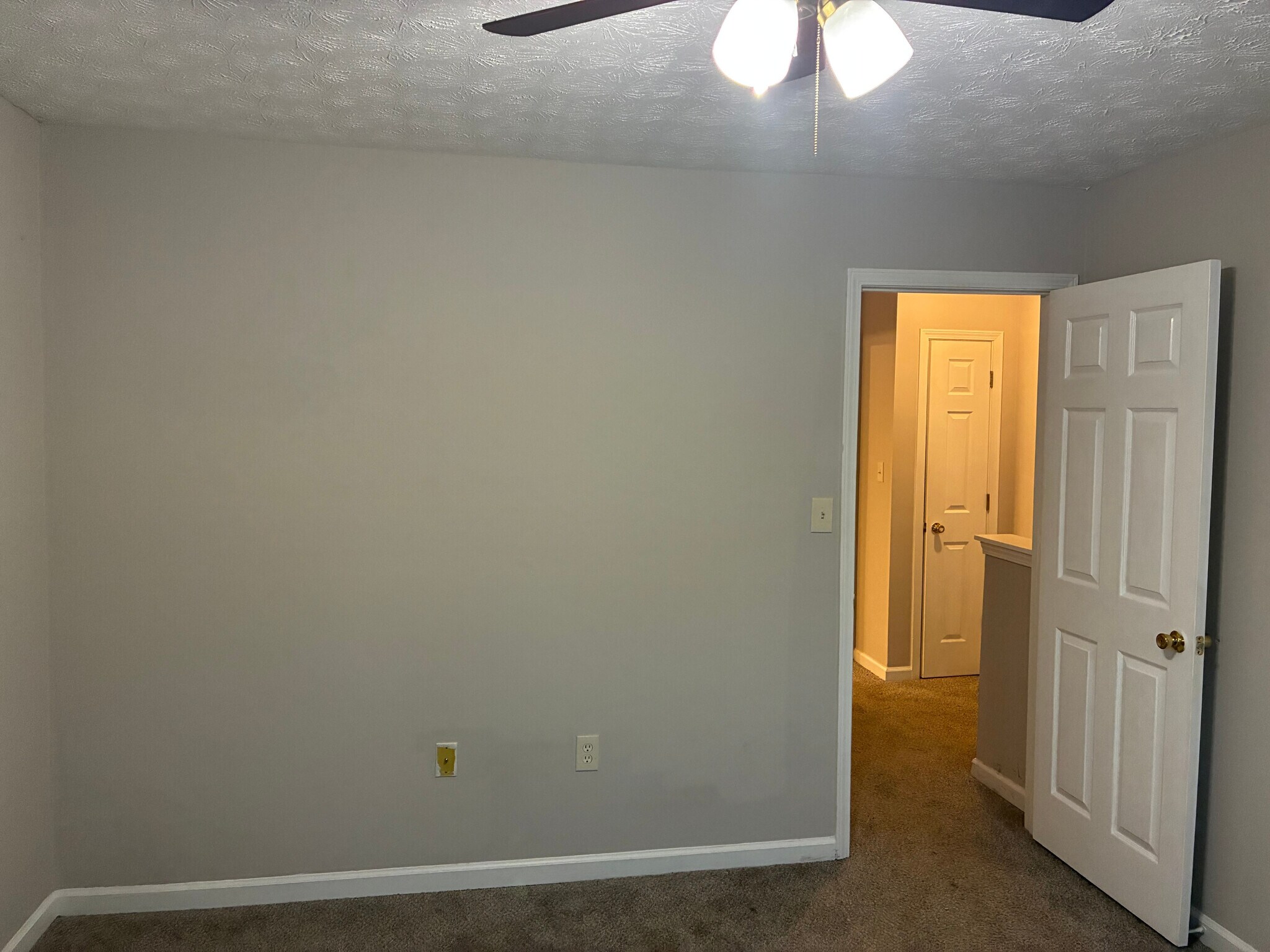 Building Photo - Room in Townhome on Wellington Chase Ct