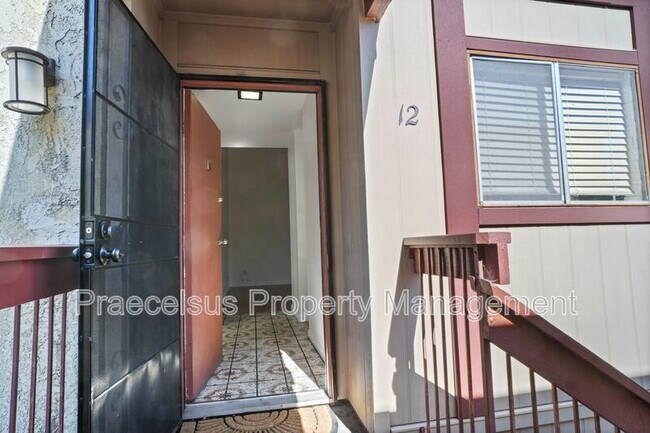 Building Photo - 5553 Adobe Falls Rd