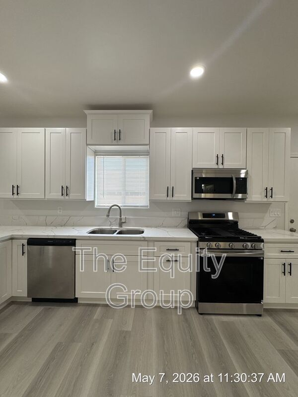 Building Photo - 30566 Ivy Rd