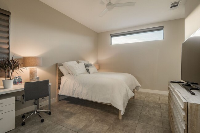 Building Photo - Luxury Home located in The Ridges of Summe...