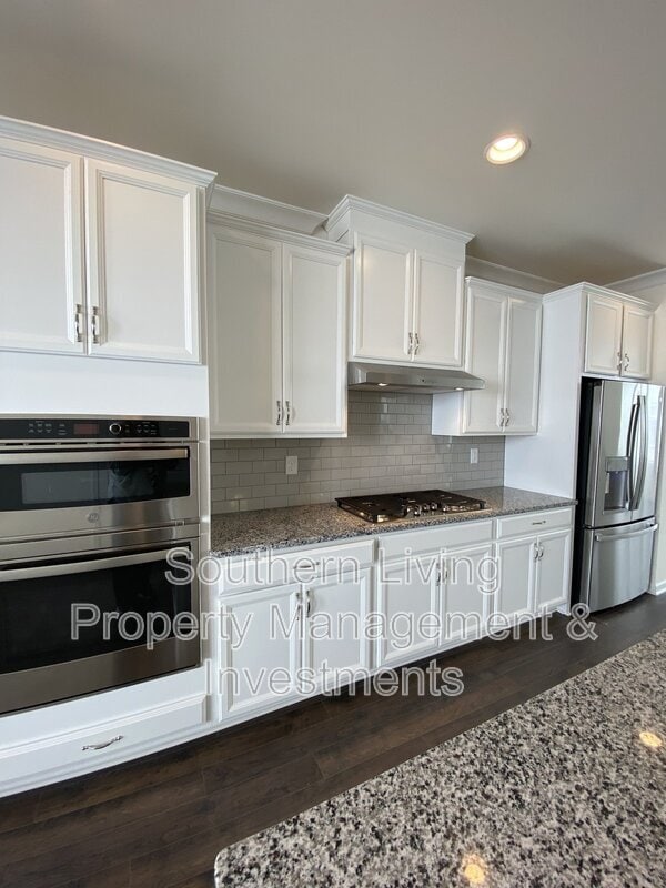 Building Photo - 13109 Simoneaux Ln