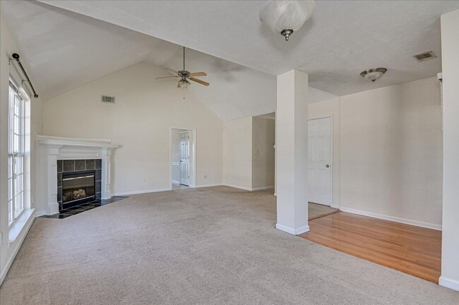 Building Photo - 772 Michelle Ct