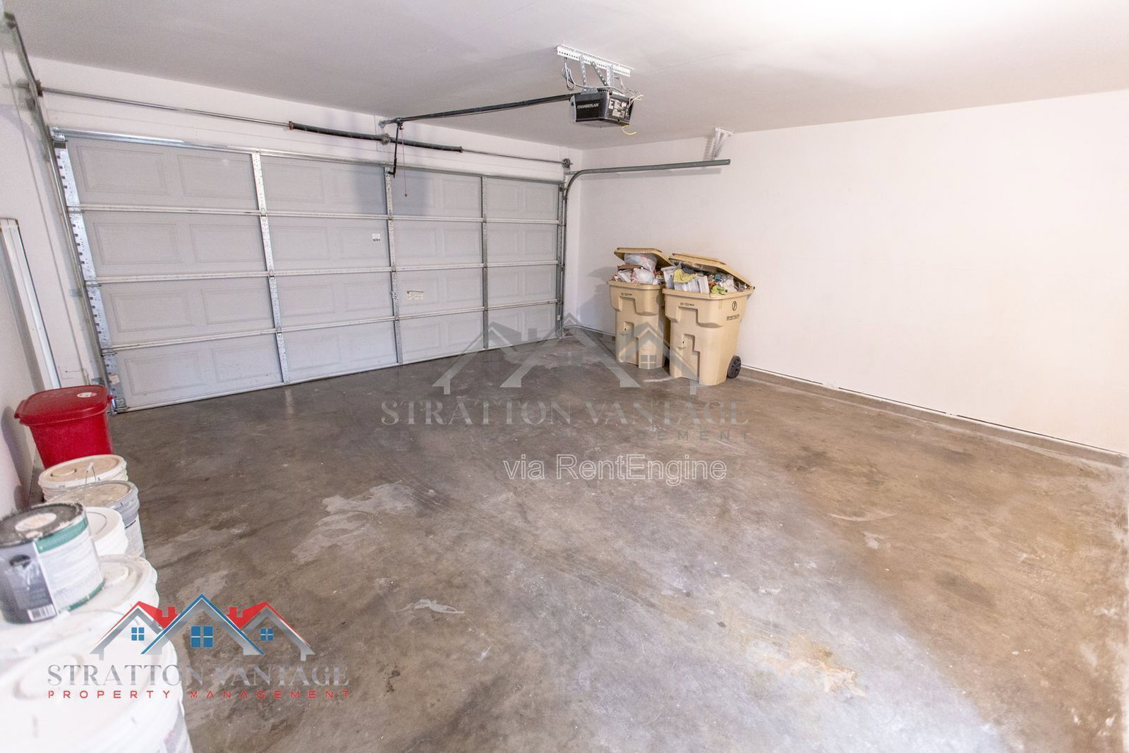 Building Photo - 5706 N 74th Dr