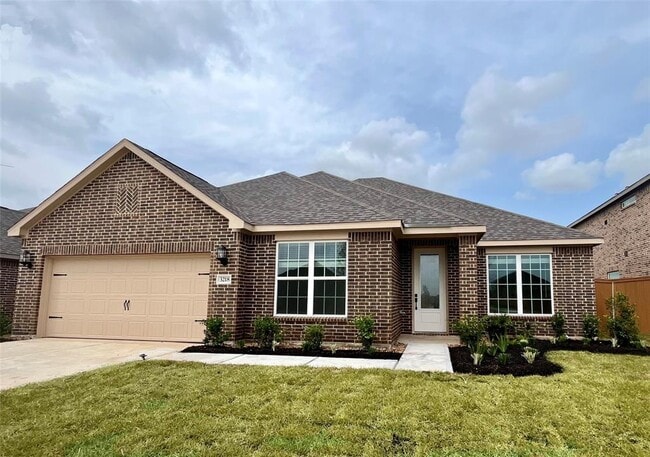 Primary Photo - 3218 Banyan Dr