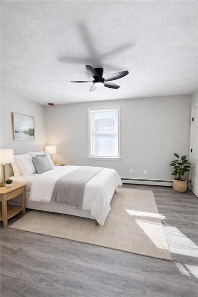 Building Photo - 71 E George St