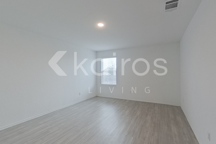 Building Photo - 5634 Mountain Point