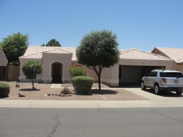 Building Photo - 2357 E Cathy Ct