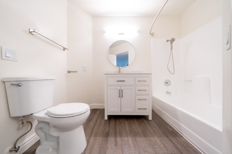 Building Photo - 631 Blackshaw Ln